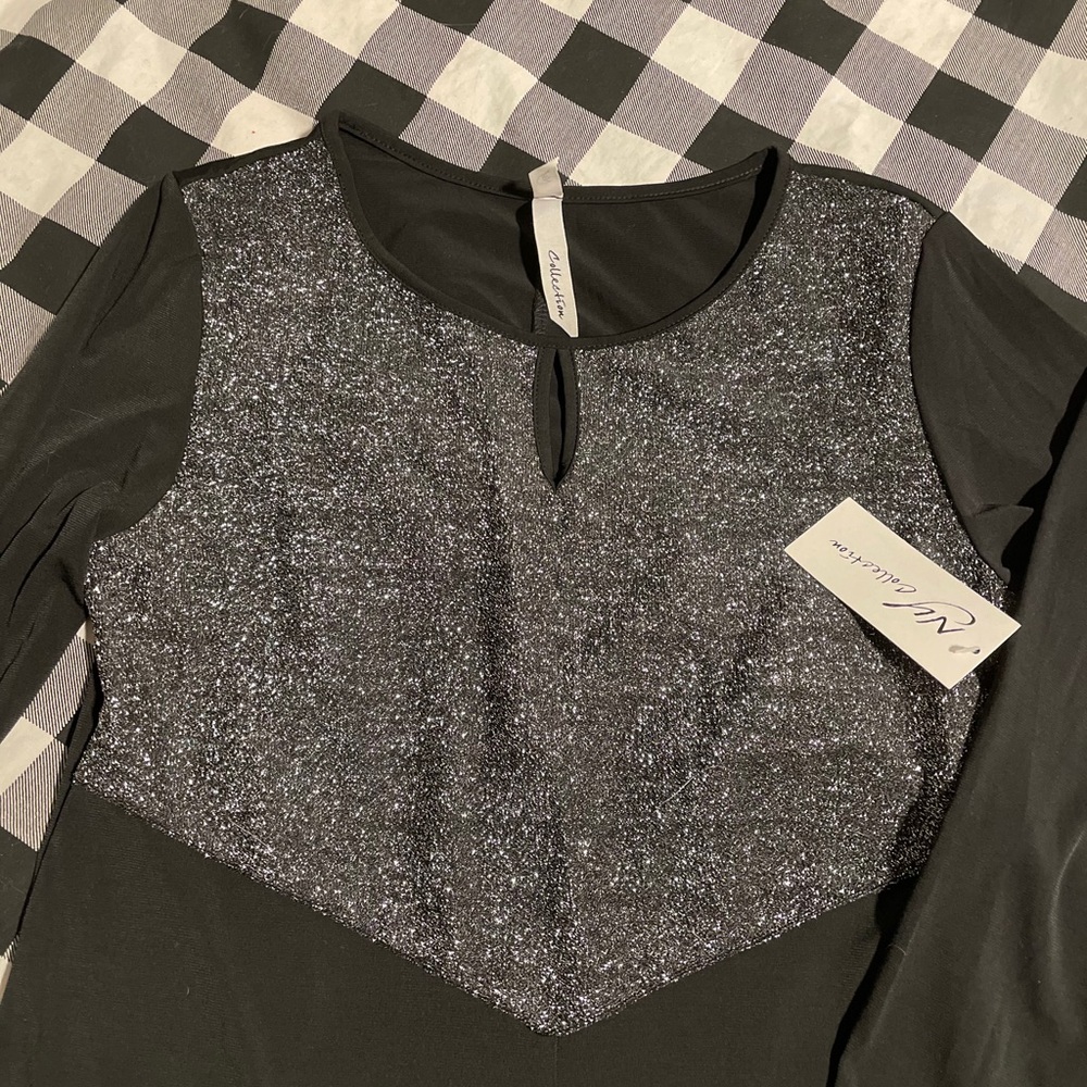 Blouse - Picture 2 of 2